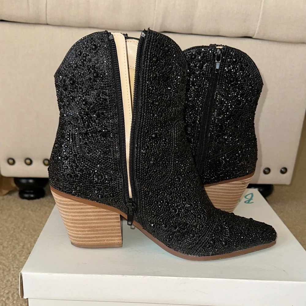 Betsey Johnson Glitter Black Ankle Booties - Picture 10 of 10